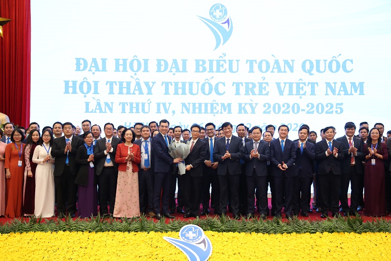 Anh Hà Anh Đức làm Chủ tịch Hội Thầy thuốc trẻ Việt Nam